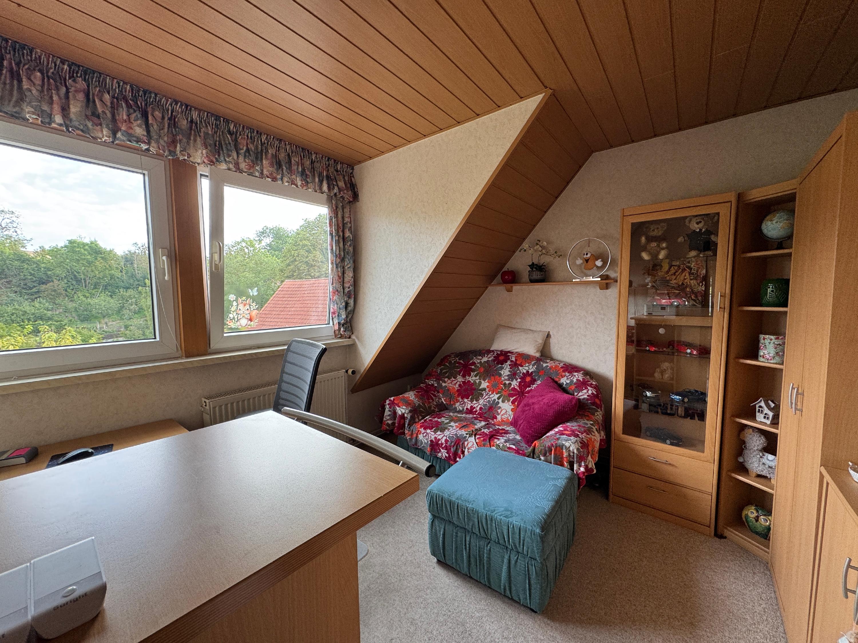 Arbeitszimmer OG