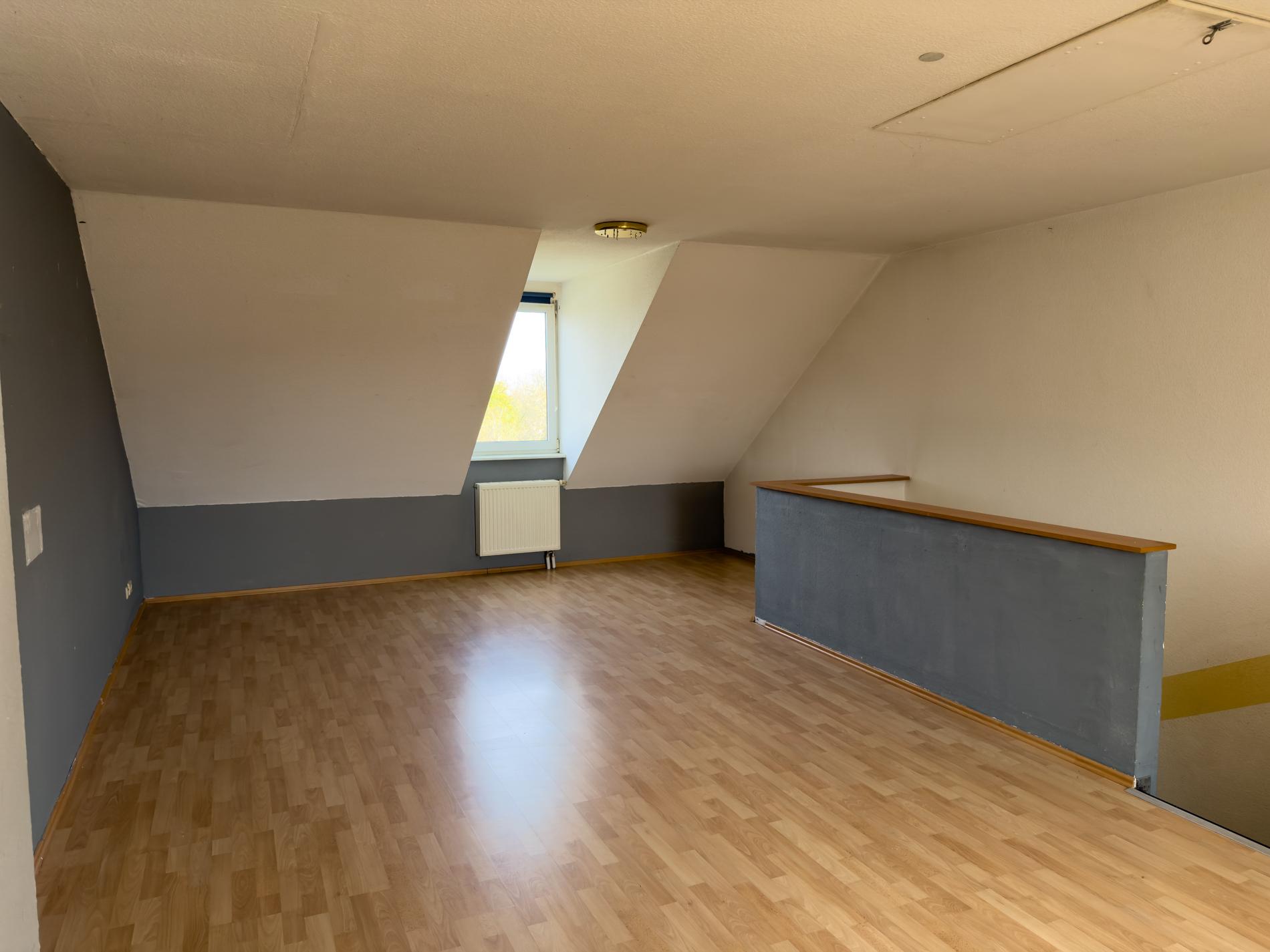 Reihenhaus in ruhiger Lage von Weißenfels – sofort bezugsfrei und mit viel Potenzial – Bild 24