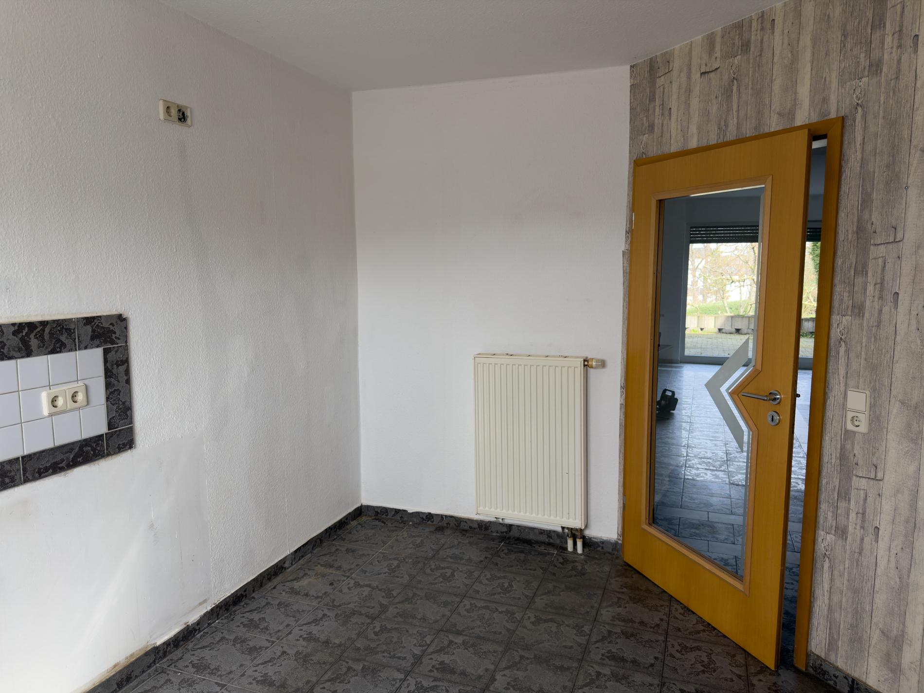 Reihenhaus in ruhiger Lage von Weißenfels – sofort bezugsfrei und mit viel Potenzial – Bild 14