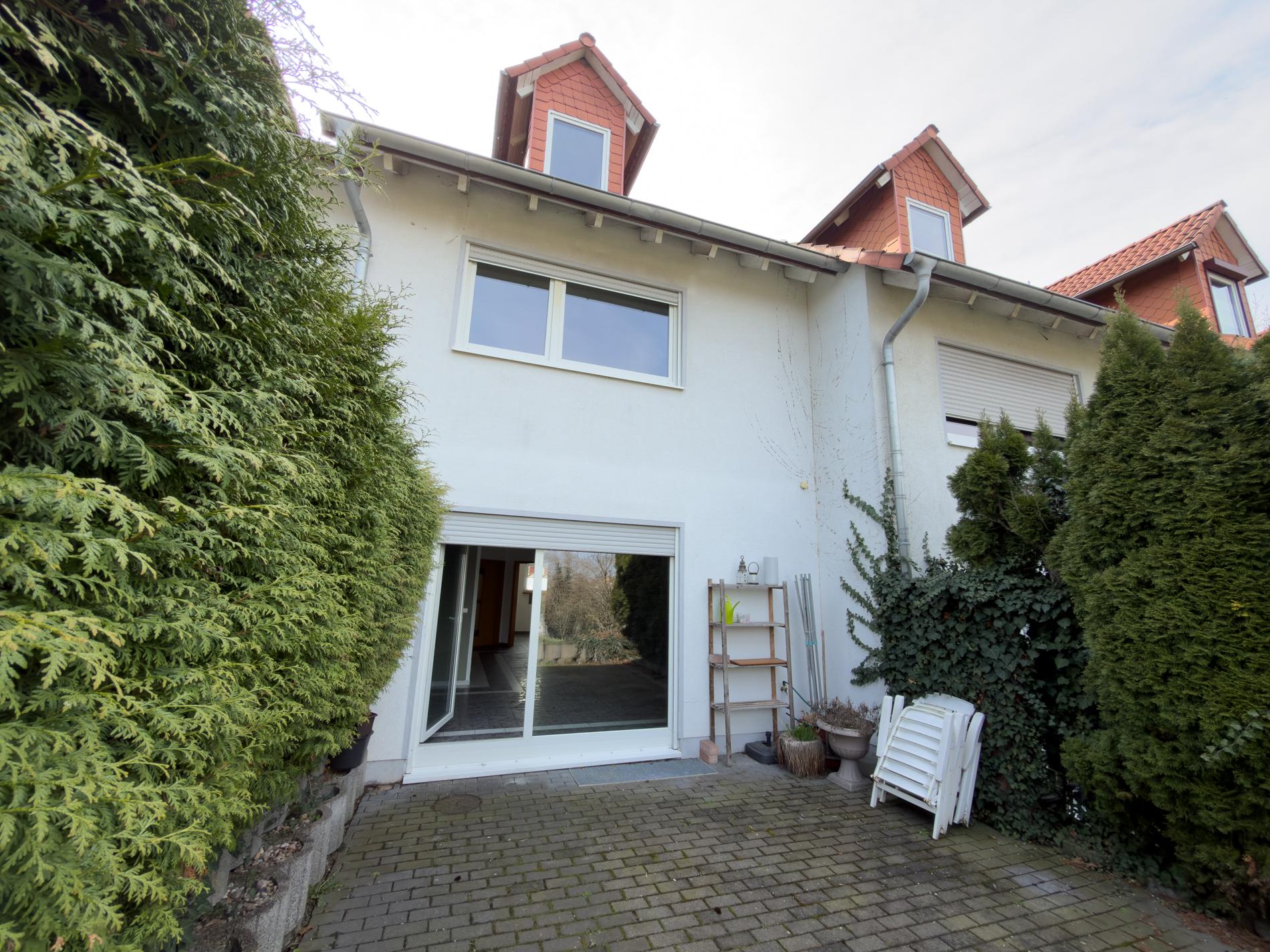 Reihenhaus in ruhiger Lage von Weißenfels – sofort bezugsfrei und mit viel Potenzial – Bild 5