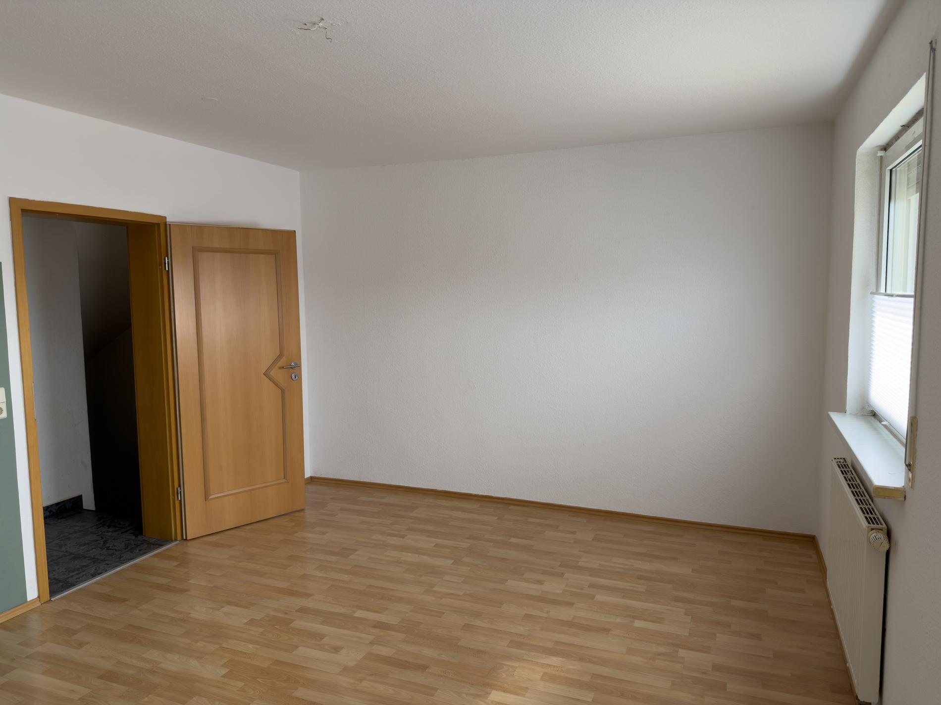 Reihenhaus in ruhiger Lage von Weißenfels – sofort bezugsfrei und mit viel Potenzial – Bild 16