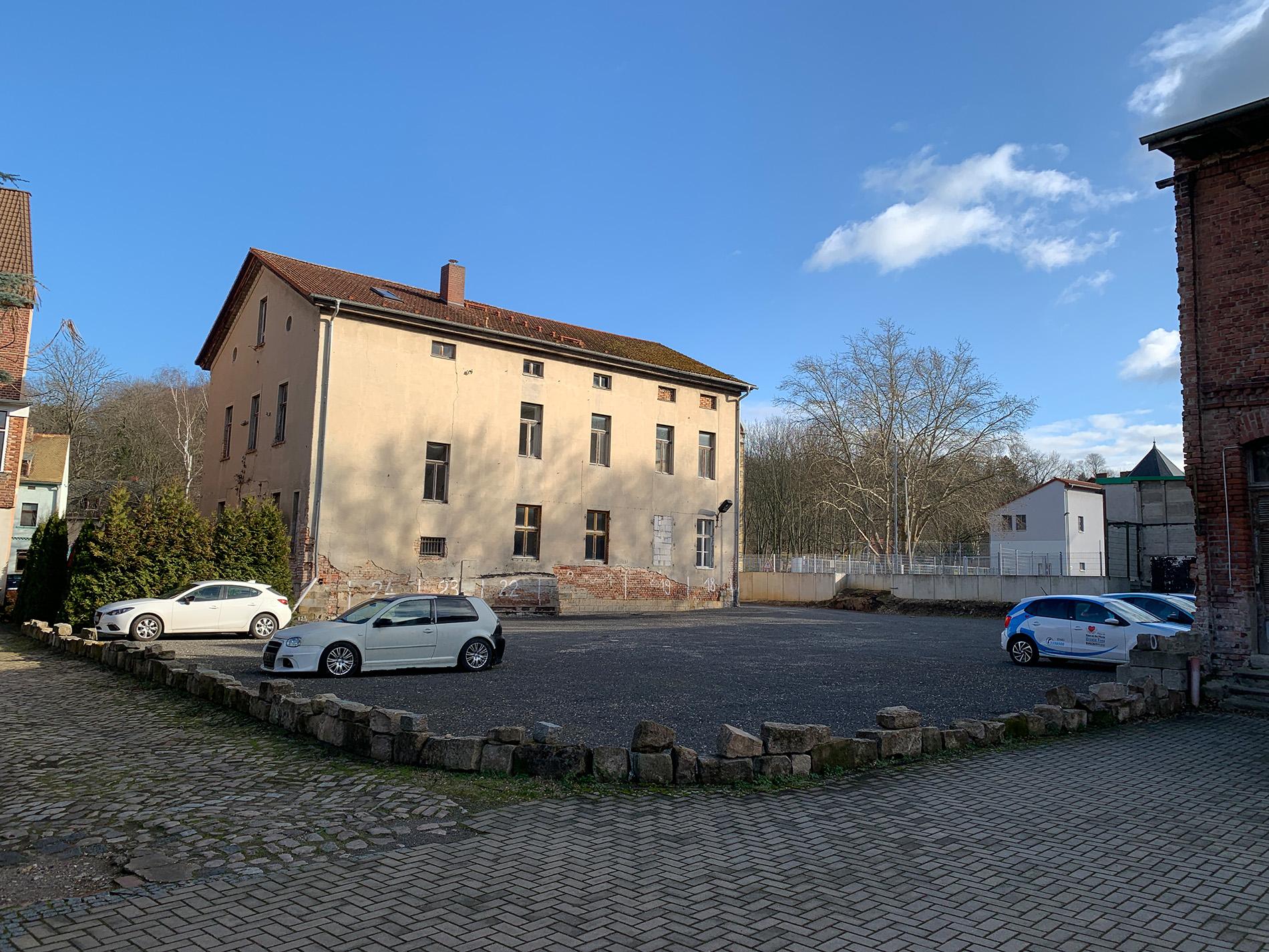 Wohn- und Geschäftshaus in zentraler Lage – Bild 3