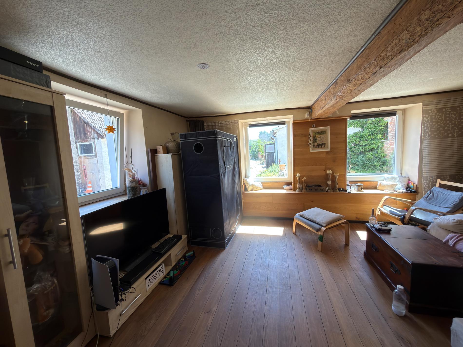 Wohnen mit Pferden – ländliches Anwesen mit ca. 163 m² Wohnfläche, Stallungen und Scheune – Bild 15
