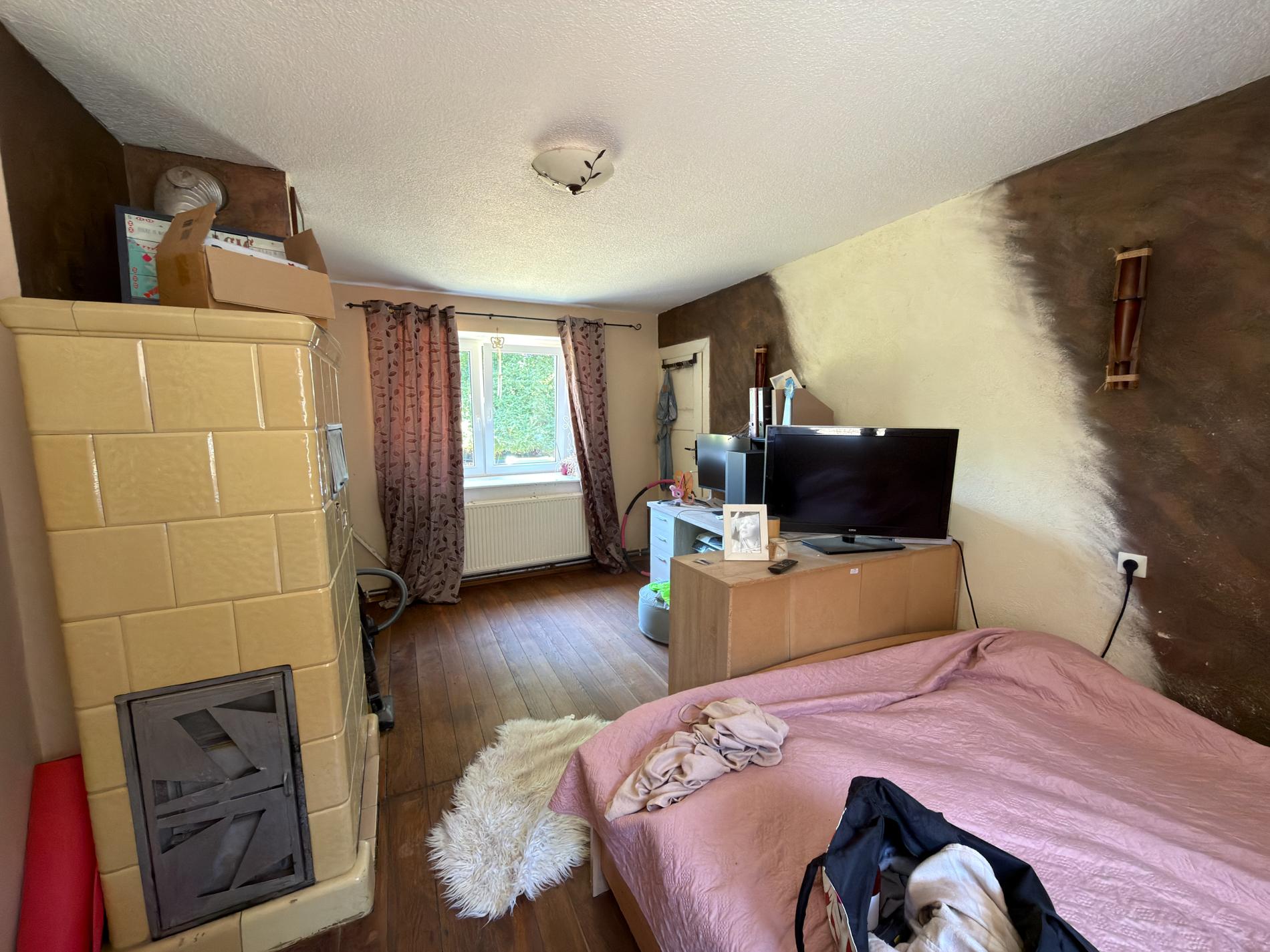 Wohnen mit Pferden – ländliches Anwesen mit ca. 163 m² Wohnfläche, Stallungen und Scheune – Bild 16